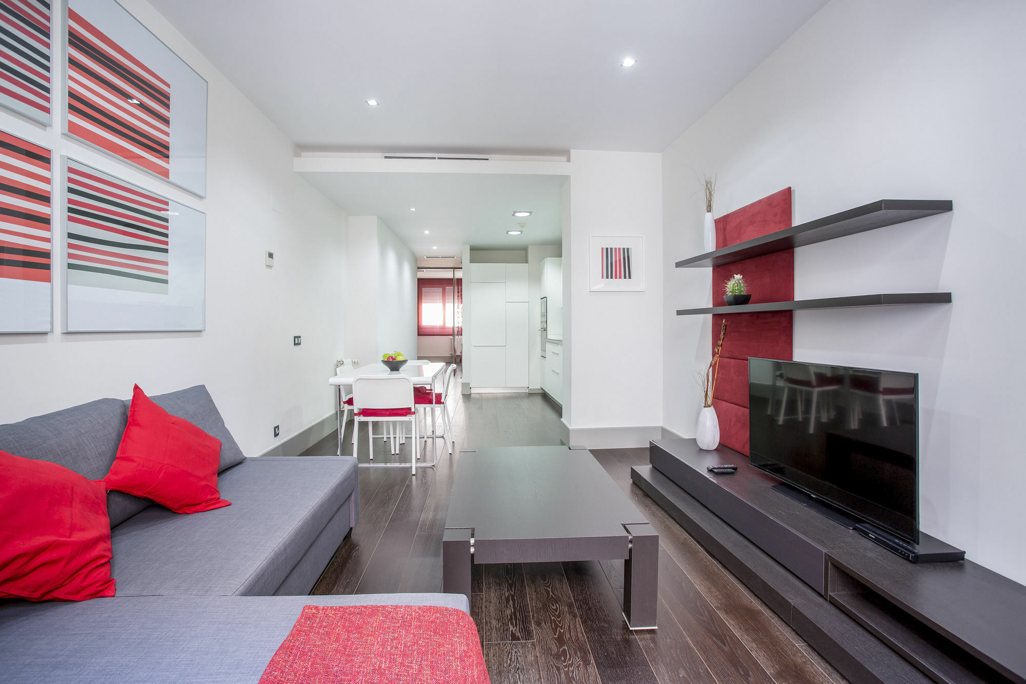 Gran Via Suites Madrid Esterno foto